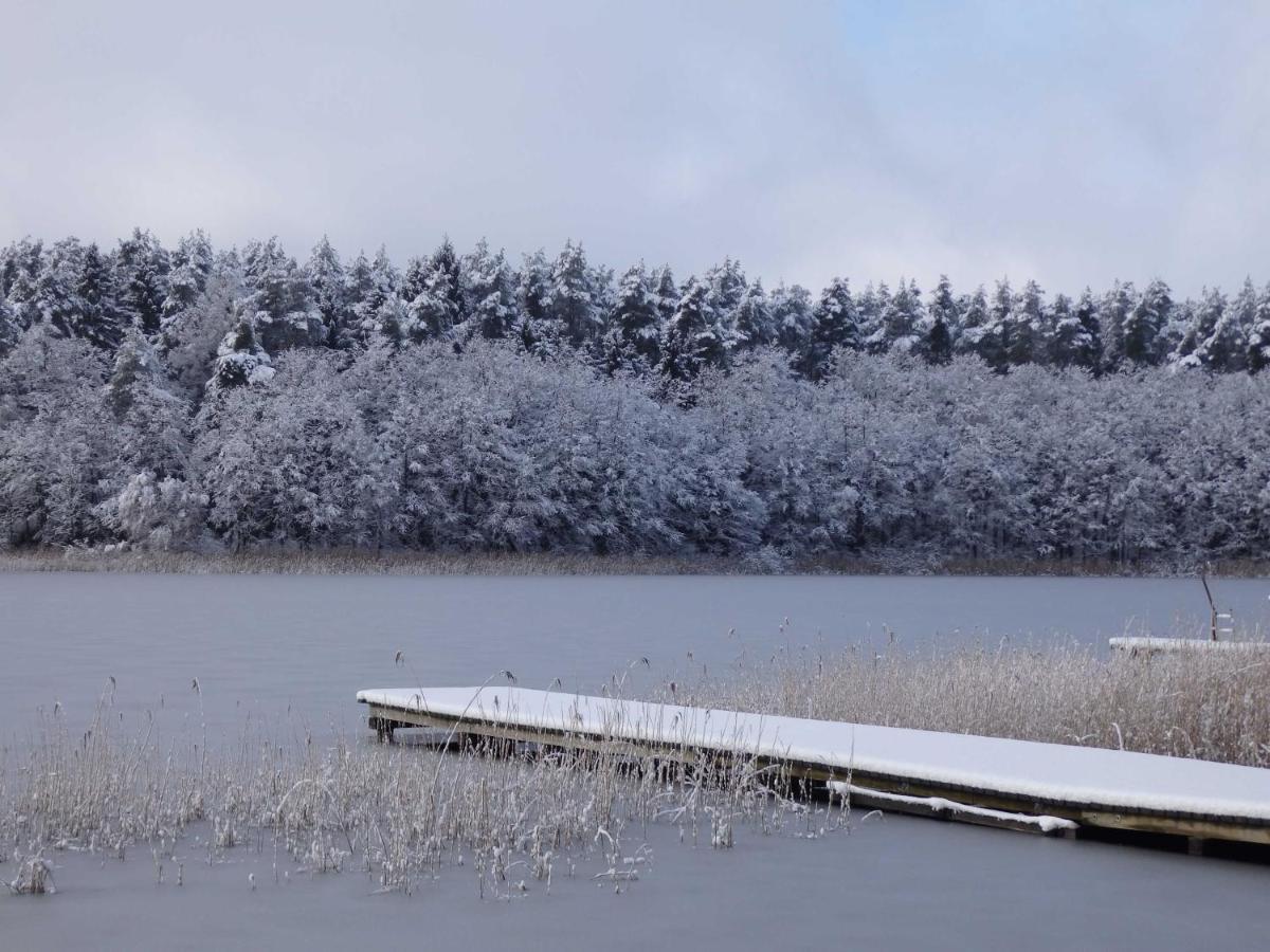 Dependance Ferienhaeuser Am Kastavensee Lychen Esterno foto
