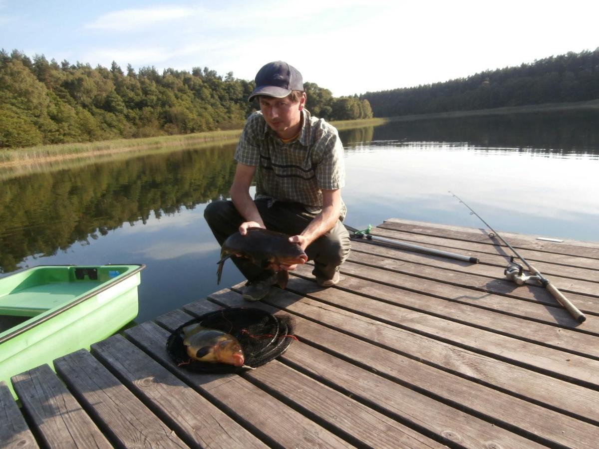Dependance Ferienhaeuser Am Kastavensee Lychen Esterno foto